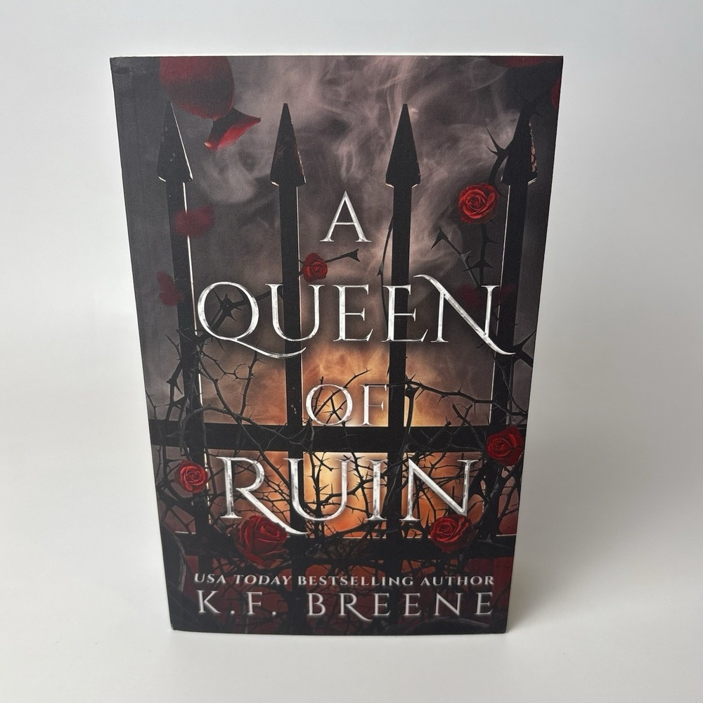 A Queen of Ruin (Deliciously Dark - Paperback, by Breene K.F.